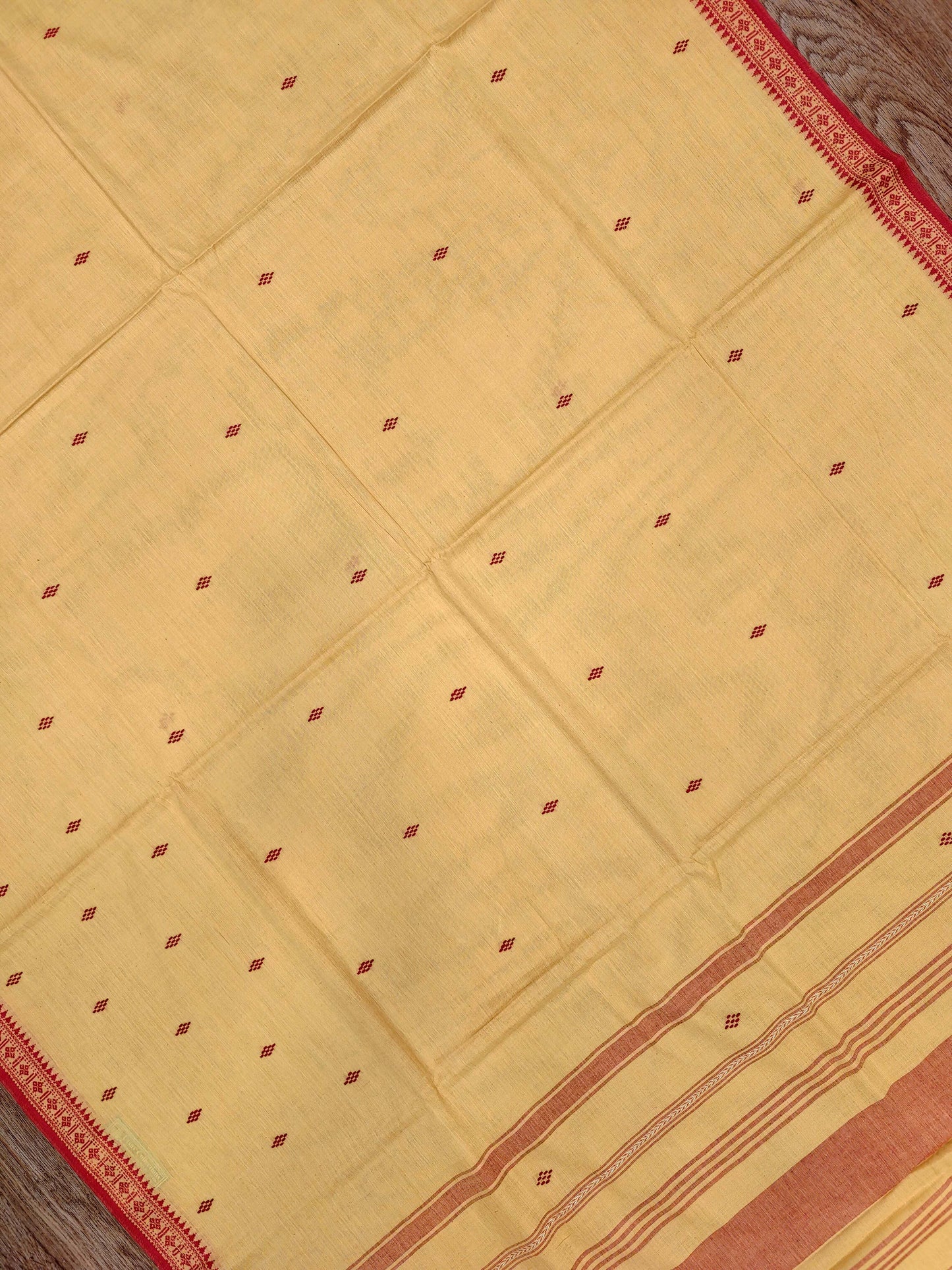 Dhaniakhali Saree