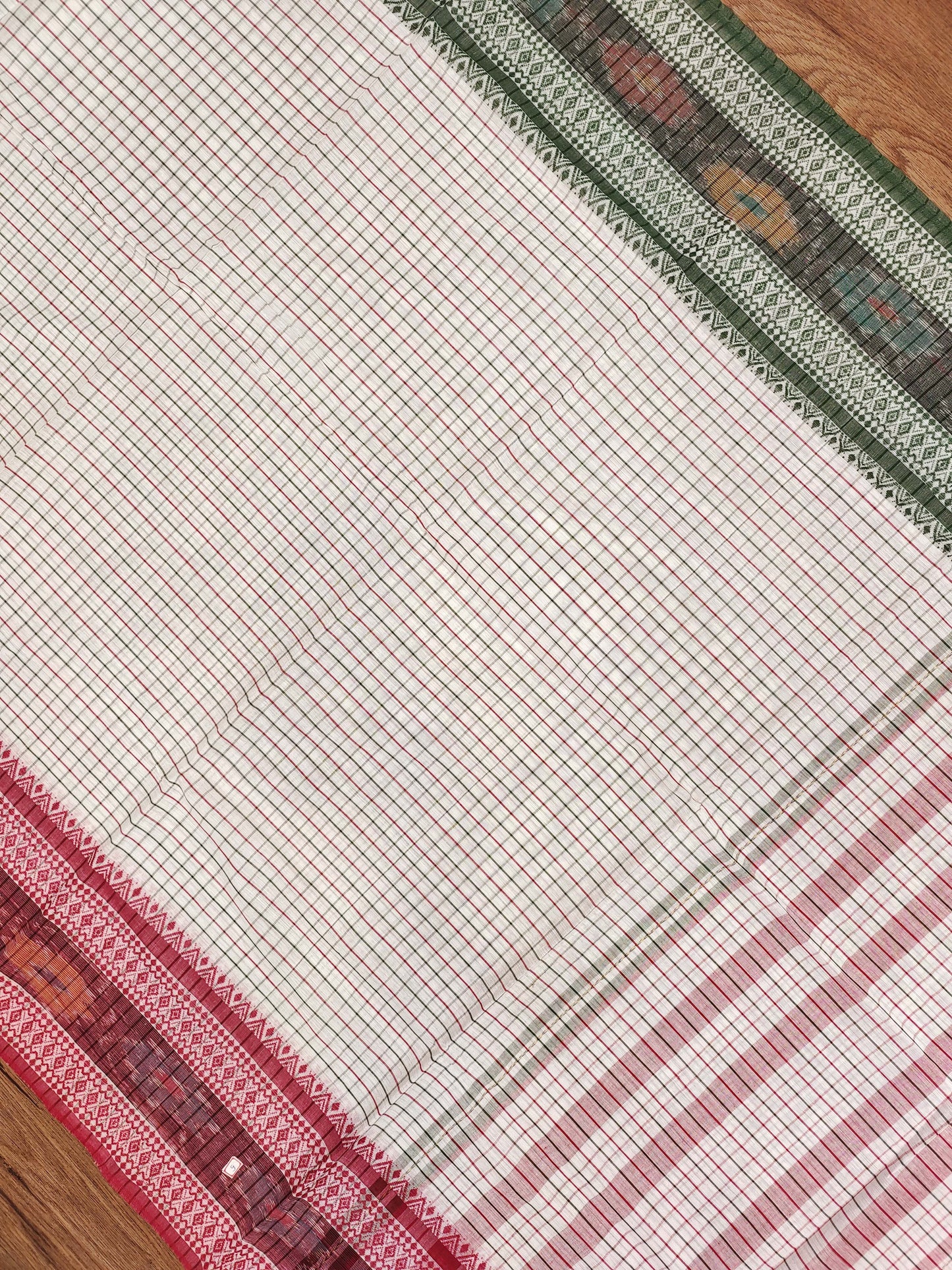 Dhaniakhali Saree