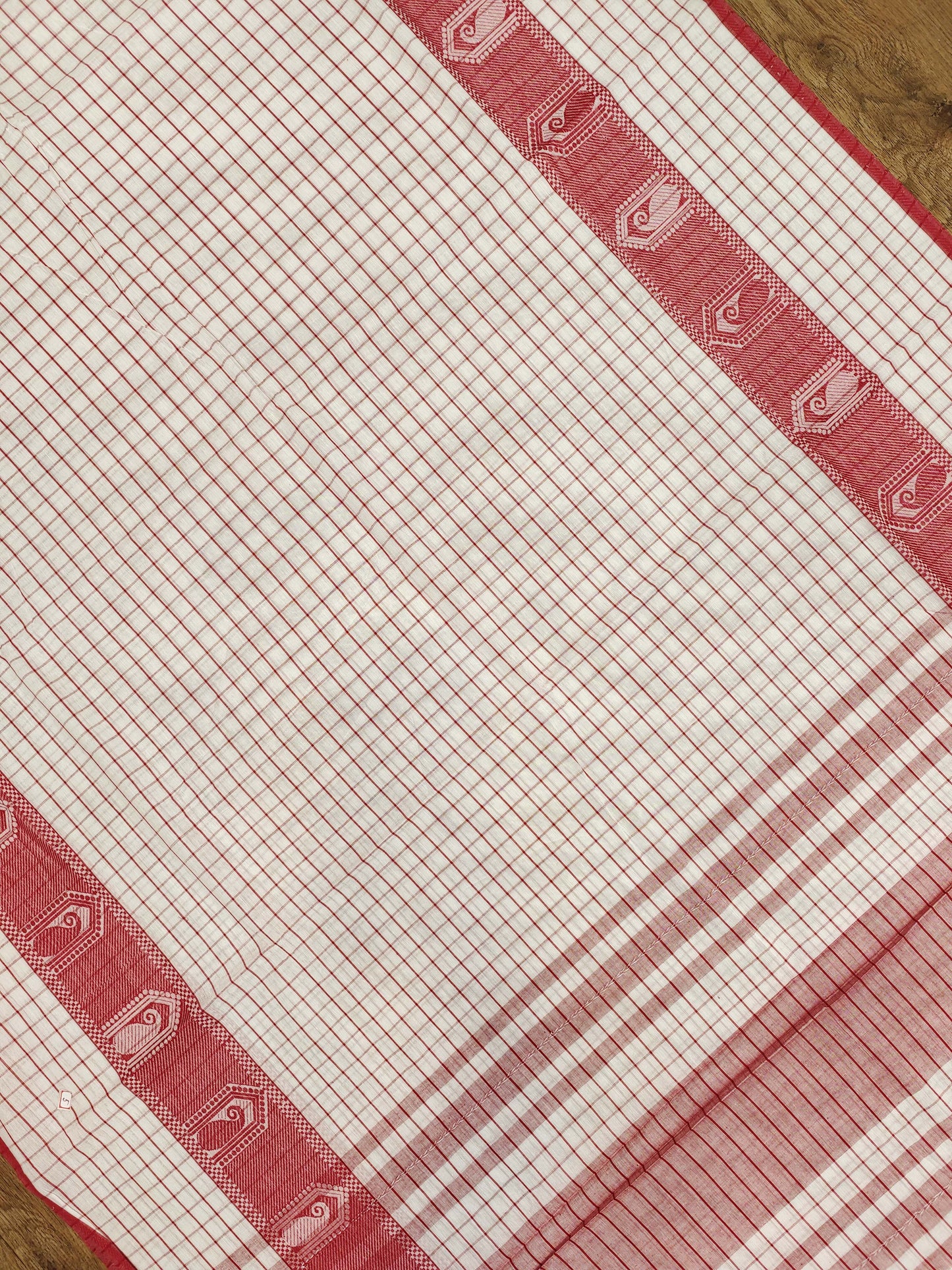 Dhaniakhali Saree