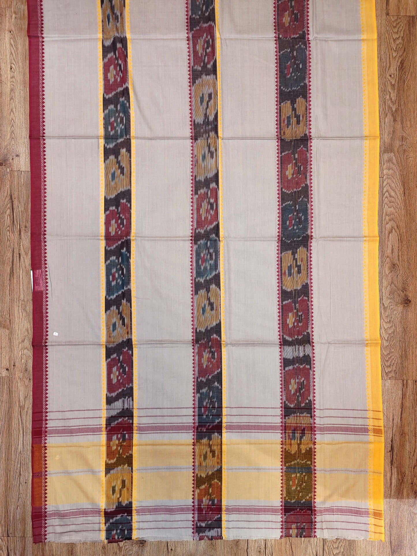 Dhaniakhali Saree