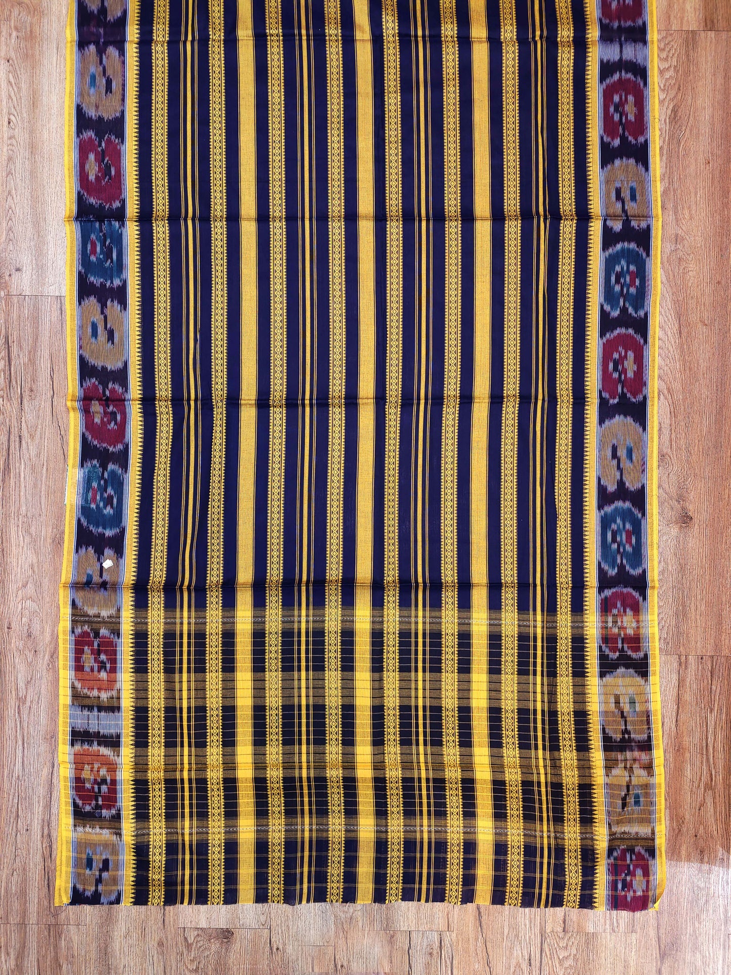 Dhaniakhali Saree